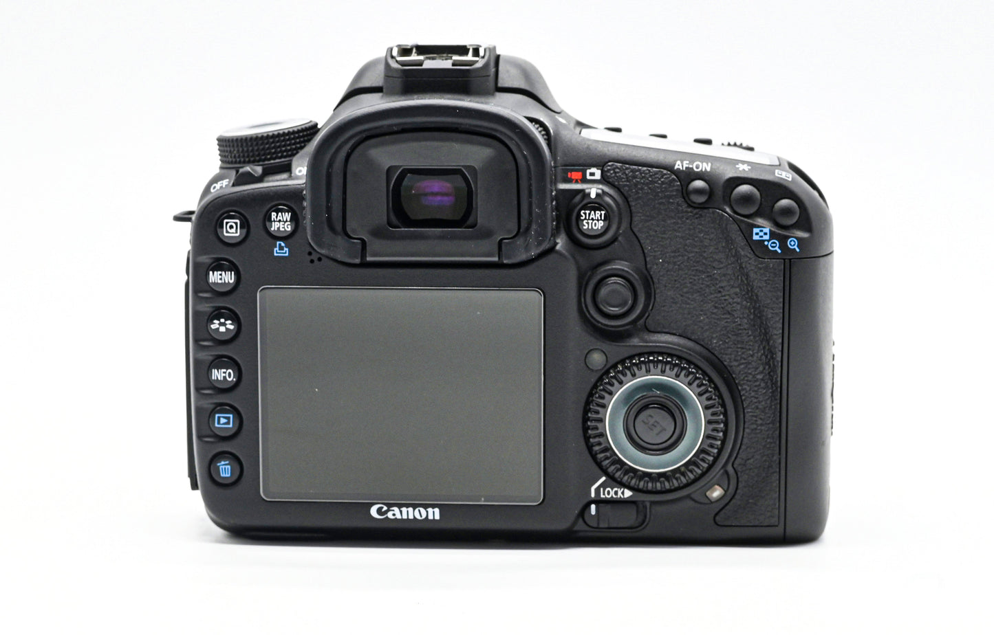 Canon 7D with 18-55mm Lens