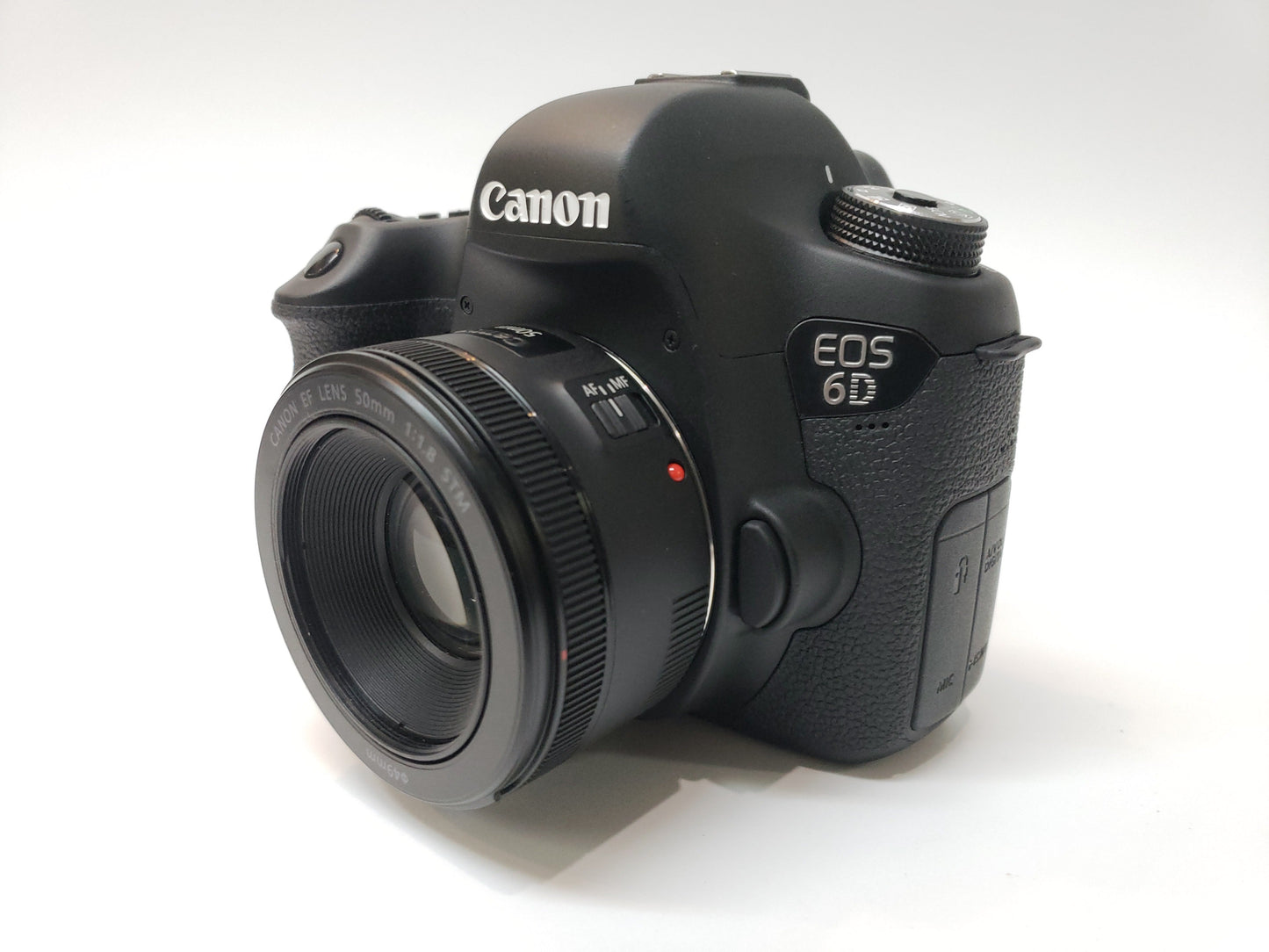 Canon EOS 6D 20.2 MP with 50mm f1:8 Lens