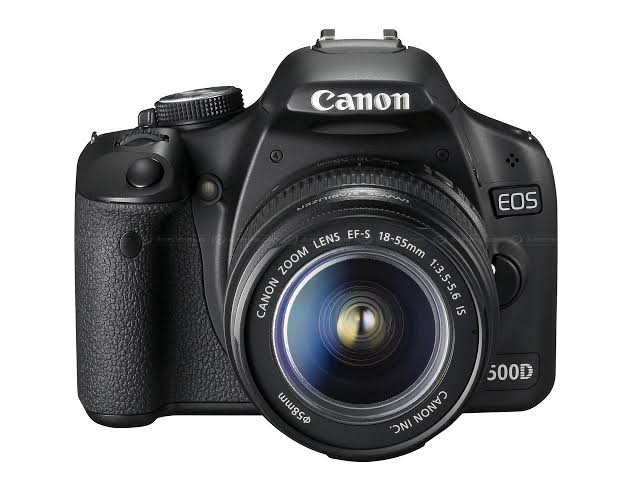Canon 500D with 18-55mm Lens